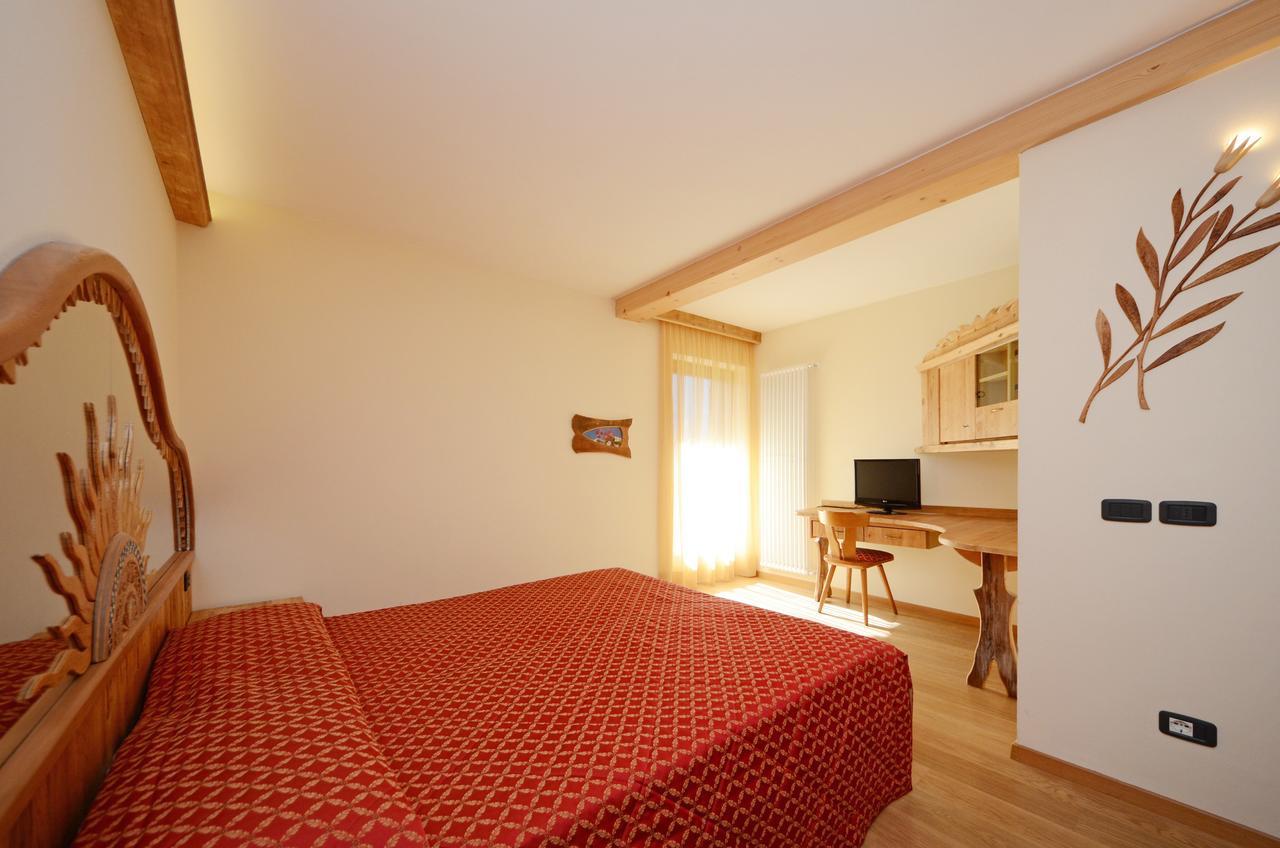 Hotel La Soldanella モエナ エクステリア 写真