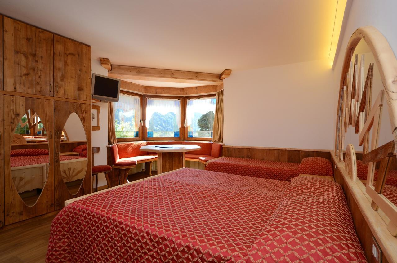 Hotel La Soldanella モエナ エクステリア 写真