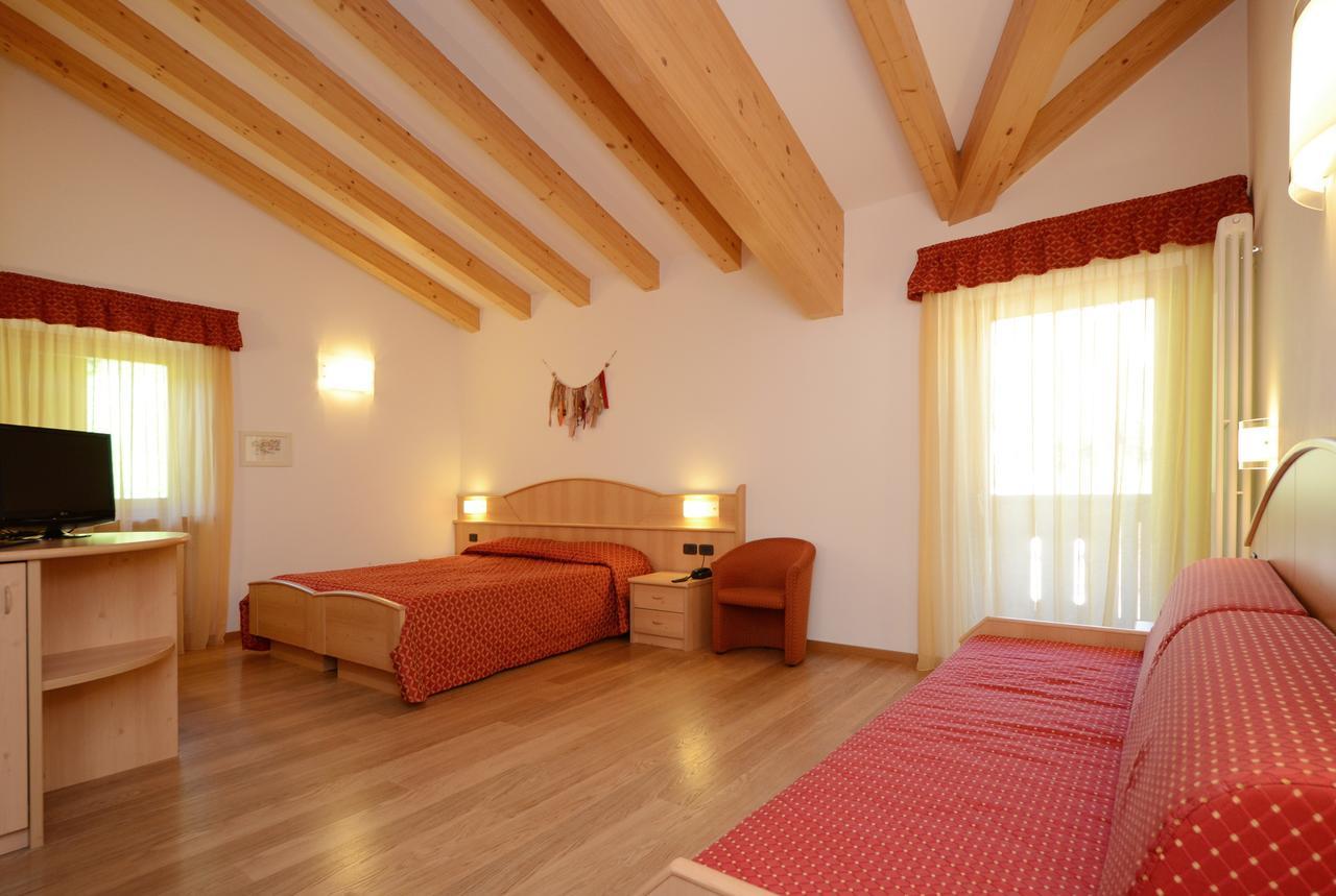Hotel La Soldanella モエナ エクステリア 写真