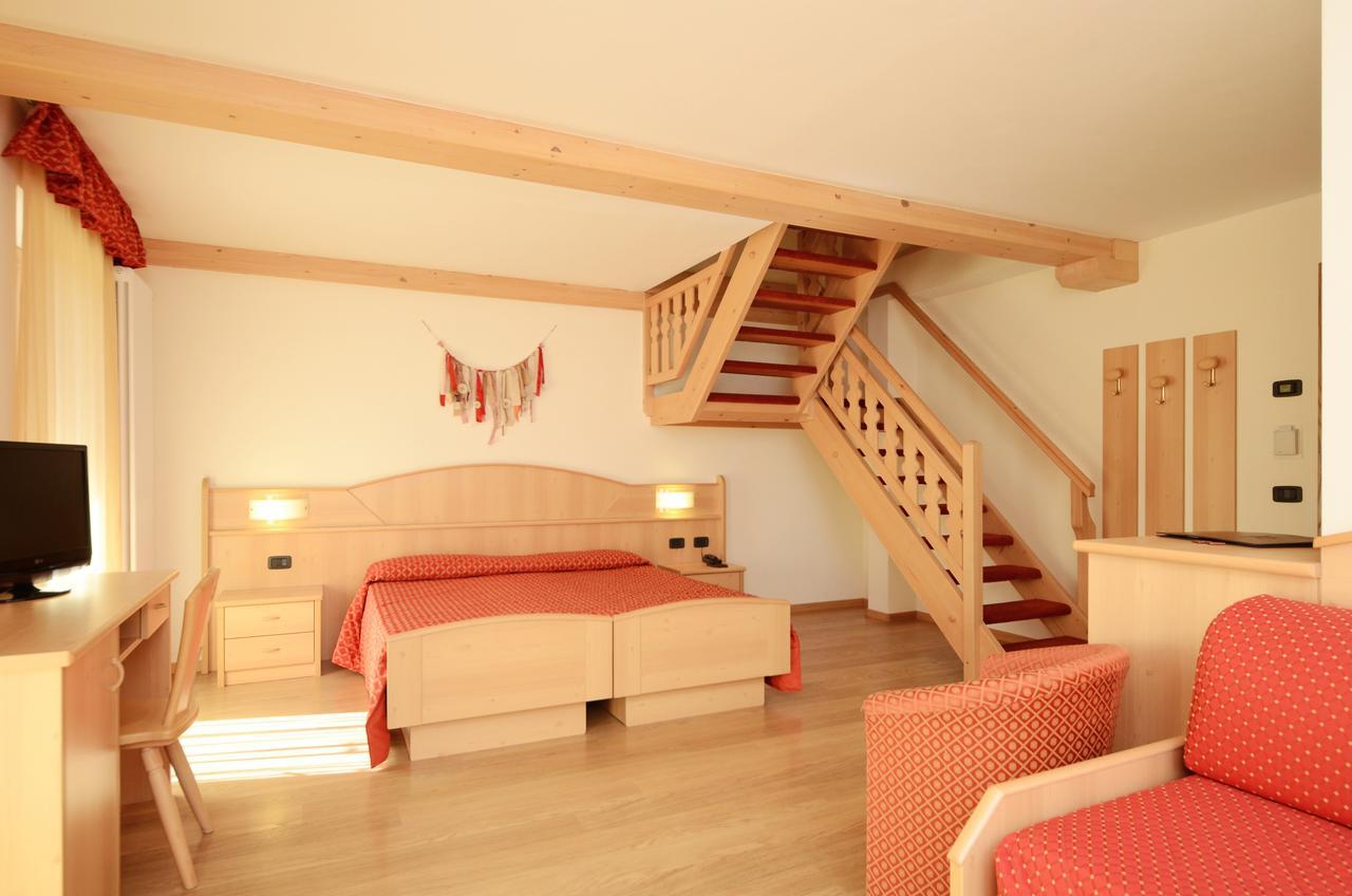 Hotel La Soldanella モエナ エクステリア 写真