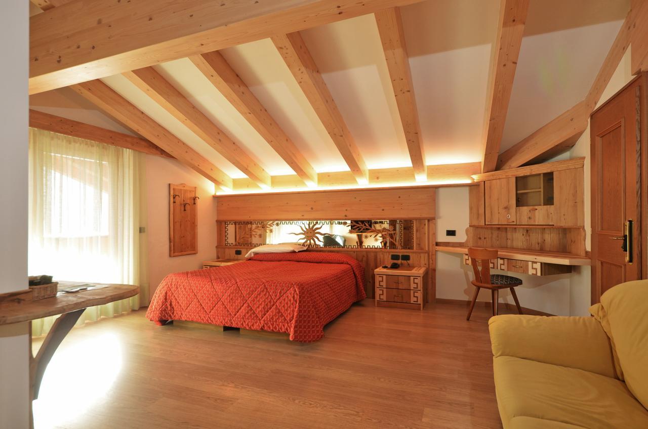 Hotel La Soldanella モエナ エクステリア 写真
